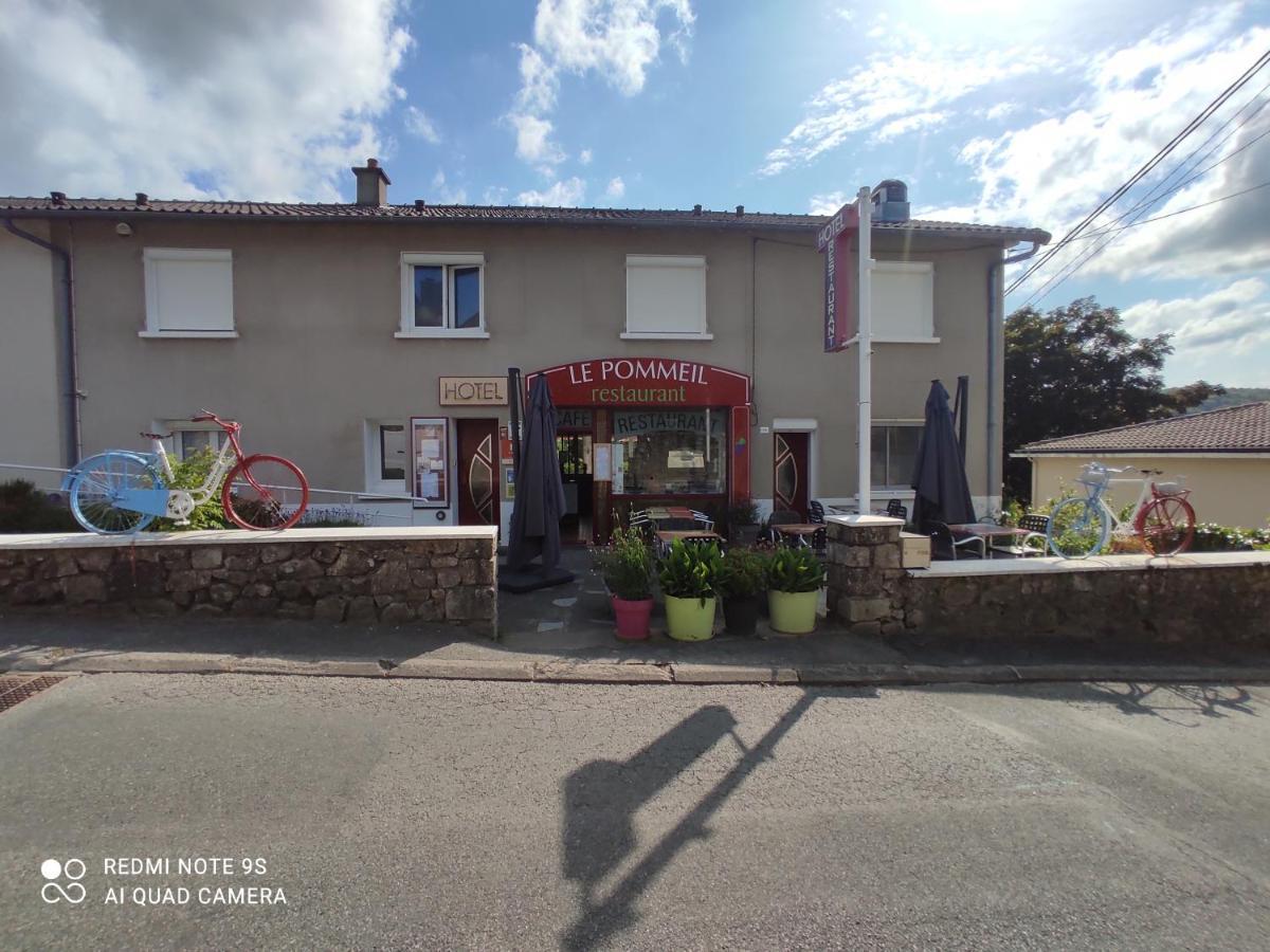 Hotel Le Pommeil Гере Экстерьер фото