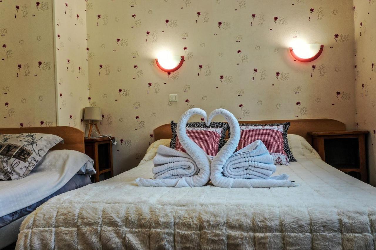Hotel Le Pommeil Гере Экстерьер фото
