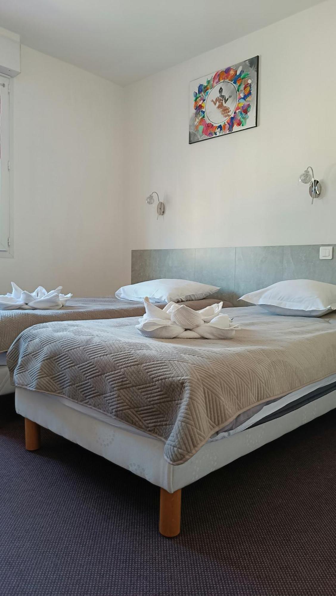 Hotel Le Pommeil Гере Экстерьер фото